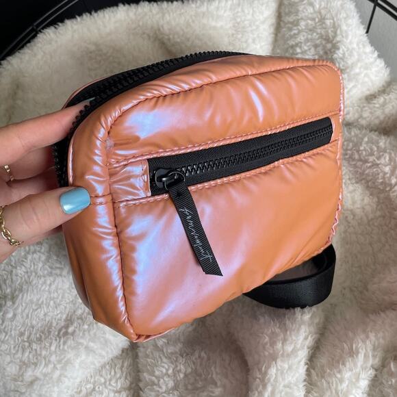 FP Movement Iridescent Bum Bag - Picture 4 of 6